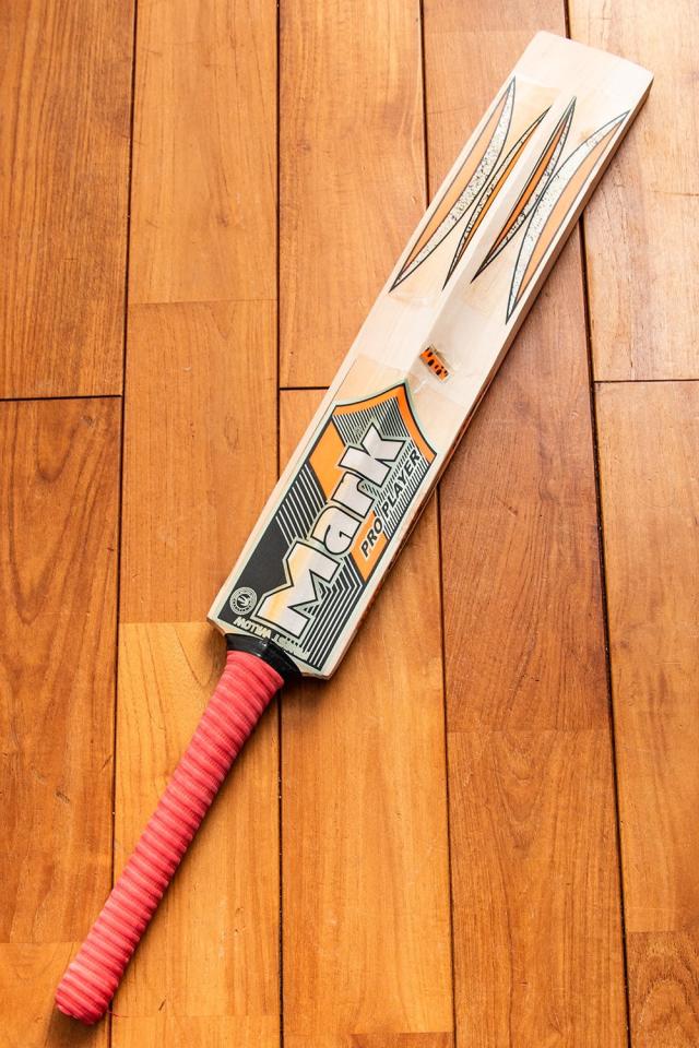 【送料無料】 クリケットバット Mark 2000 / スポーツ 紳士 クリケット用品 エスニック インド アジア 雑貨