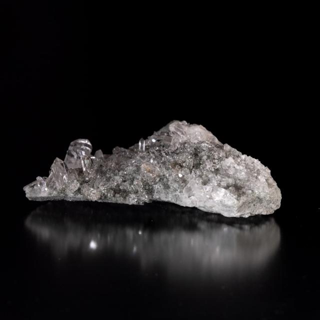 【送料無料】 【一点物】 ヒマラヤ水晶原石 【175g】クラスター 透明 レインボー タビー / クリスタル ヒマラヤ産 天然石 宝石 ジャイプール ジュエル ジュエリー パワーストーン 化石 エスニック アジア インド アクセサリー アンクレット ピアス リング ビンディー