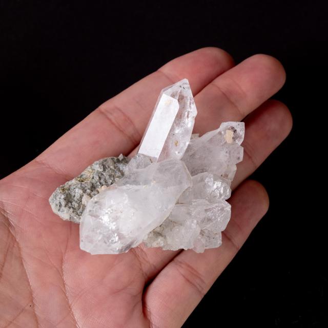 送料無料】 【一点物】 ヒマラヤ水晶原石 82g】透明度 クラスター