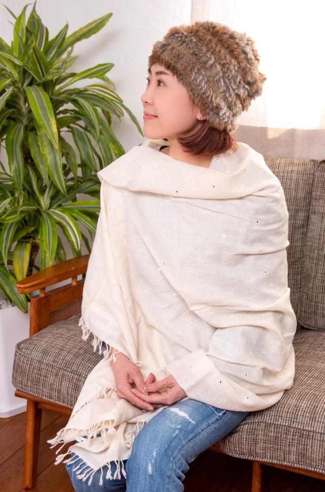 【送料無料】 ブジョーディ村の手織りショール / ストール マフラー ブランケット カッチ 刺繍 TIRAKITA(ティラキタ) ドゥパッタ スカーフ レディース エスニック衣料 アジアンファッション エスニックファッション_12