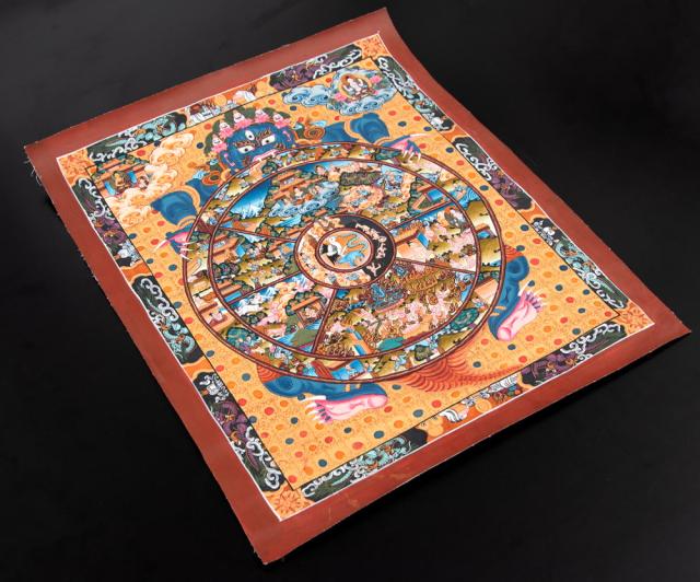 【送料無料】 〔一点物〕タンカ Wheel of existance 六道輪廻図 36cm 43cm / 仏画 Thanka マンダラ 曼荼羅 手描きのタンカ 曼陀羅 インド 本 印刷物 ステッカー ポストカード ポスター_2