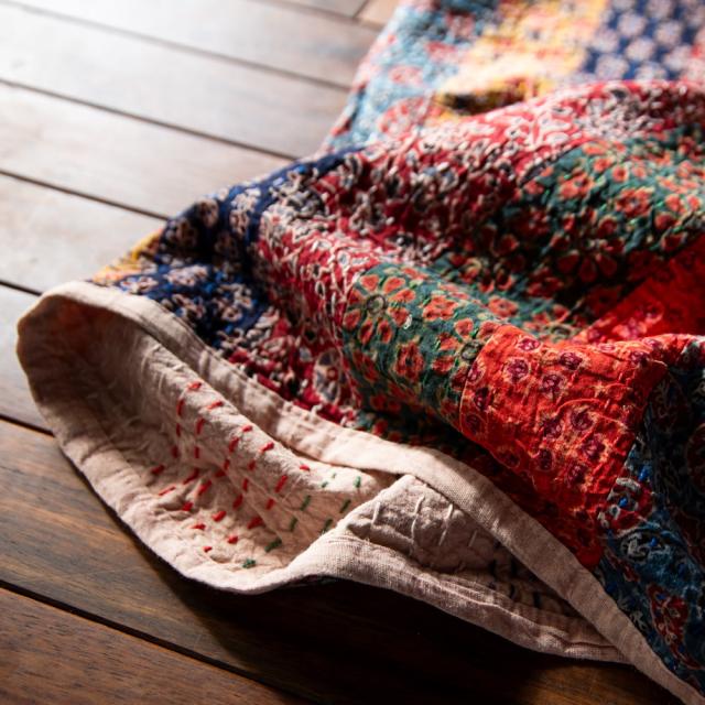 【送料無料】 【展覧会出品用 最高級品 １点物】カンタ刺繍とバルメール村の美しいアップリケの特大マルチクロス 【約278cm x 225cm】 グリーン / 大判布 大きい ベッドカバー 壁掛け アジアン インテリア エスニック_14