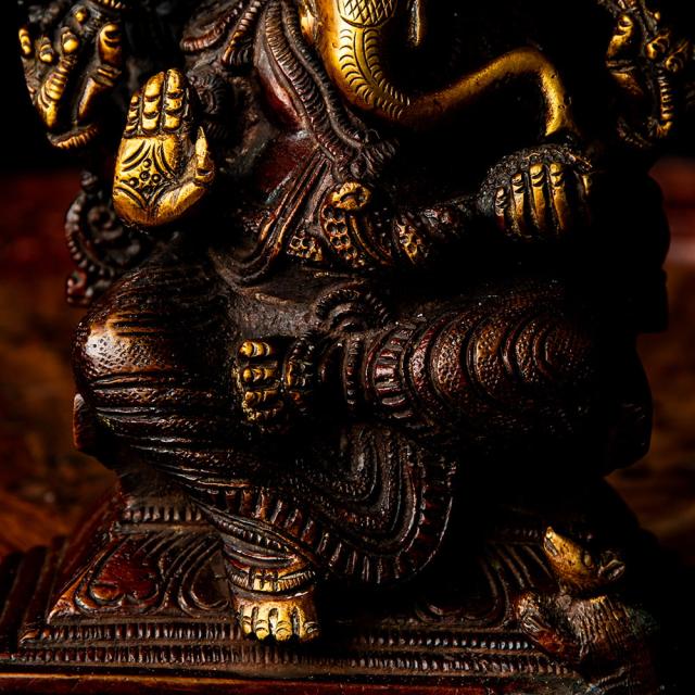 送料無料】 天蓋ガネーシャ 坐像 重厚なブラス製 高さ22cm程度