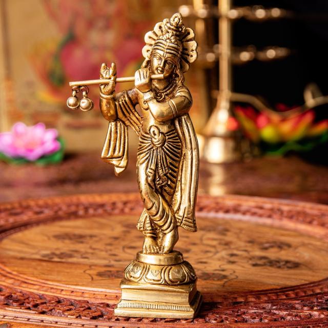 【送料無料】 クリシュナ 立像 笛を吹くクリシュナ Krishna 高さ：約15.5cm / クリシュナ像 krishna ブラス ヒンドゥー教 インド 神様 置物 エスニック アジア 雑貨 6,585円