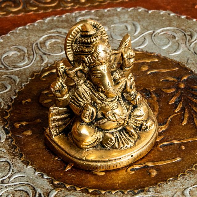 パールヴァティー像 金属製 8cm ー インドの小さな神さま ー 穏やかで