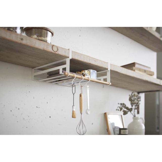 山崎実業 戸棚下収納ラック トスカ L ホワイト キッチンラック 食器収納 小物 ラップ 台所 キッチンの通販はau Pay マーケット まもる君 Au Pay マーケット店