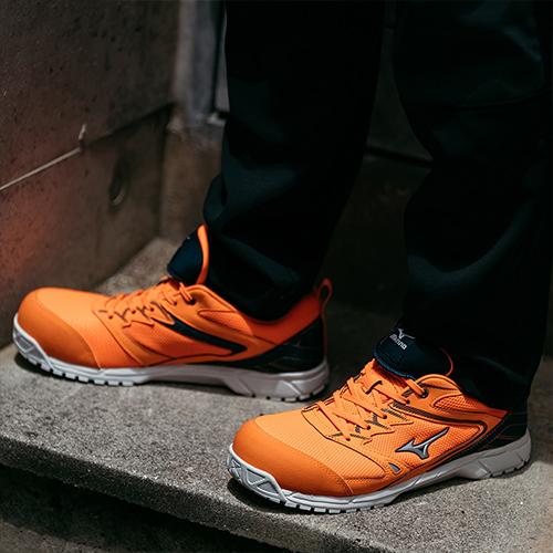 安全靴 ミズノ MIZUNO オールマイティ VS ALMIGHTY VS  F1GA1803 新商品 新作 2020年 紐靴 JSAA メンズ レディース かっこいい おしゃれ メッシュ シューズ 現場 軽量 滑りにくい 疲れにくい 耐滑 ミズノ 安全靴の通販は