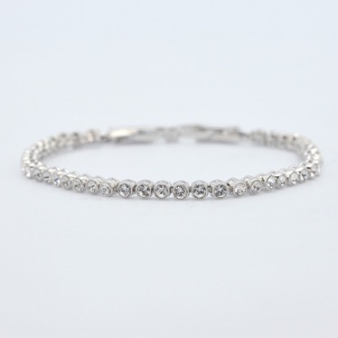 スワロフスキー レディース ブレスレット バングル/SWAROVSKI ブレスレット バングル シルバー 送料無料/込 ホワイトデーの通販は