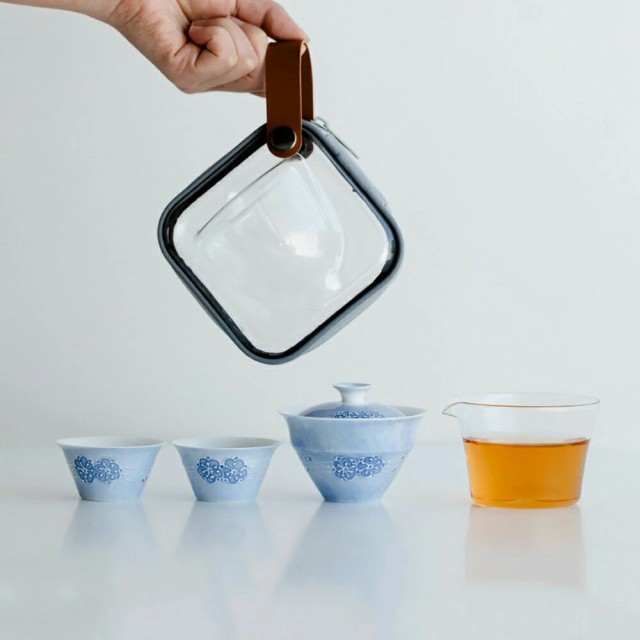 手描きの桜霧青 ティーセット トラベルティーセット 陶磁器 宝瓶