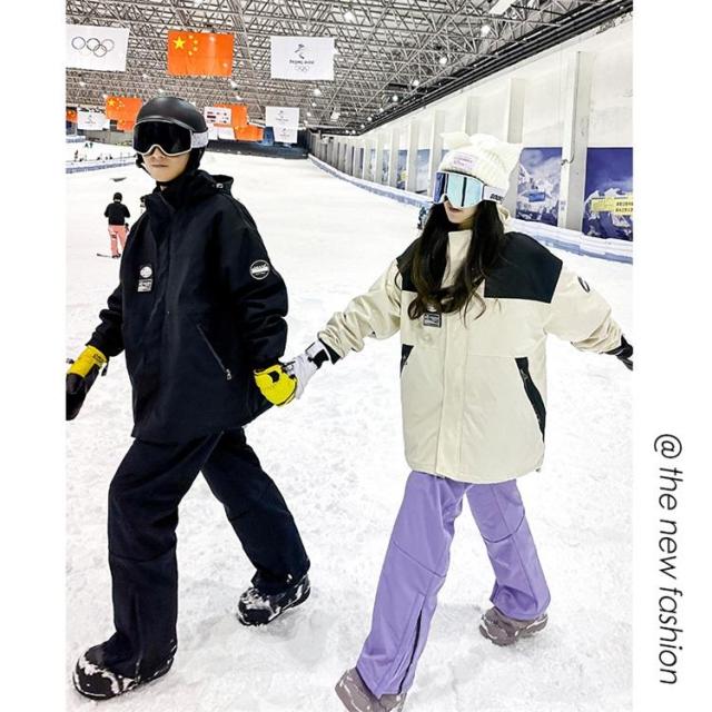 スキーウェア スノーボードウェア メンズ レディース 2023 上下セット ボードウェア スノボウェア ジャケット スノーボード スノボー スキー パンツ ズボン 黒