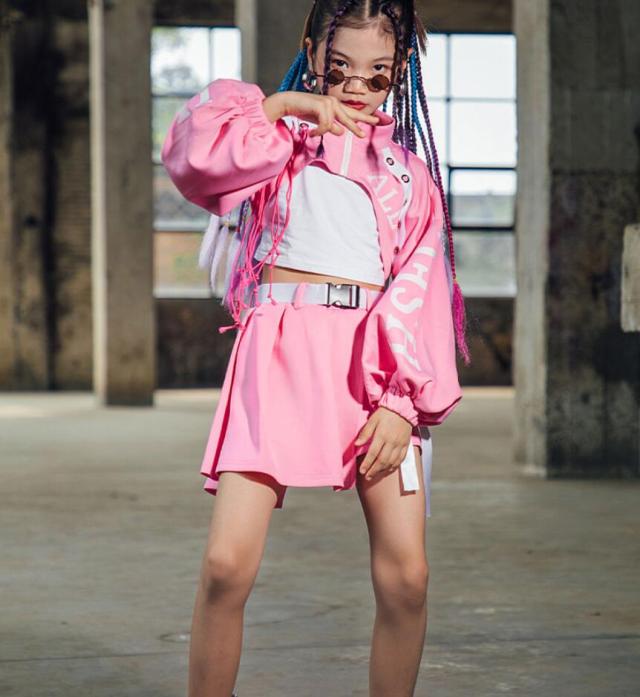 子供服 演出 舞台服 キッズ ダンス衣装 セットアップ 女の子 3点セット キッズダンス パーカー タンクトップ パンツ へそ出し ヒップホップ ダンスウェア ストリート ジャッズ