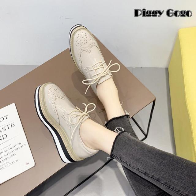 ローファー レディース 学生 厚底 痛くない 紐 大人 厚底ローファー 厚底パンプス 白 歩きやすいスリッポン かわいい スリッポン 黒 エナメル ドレス 6.5cm レースアップ 高級感 おしゃれ