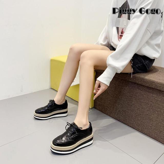 ローファー レディース 学生 厚底 痛くない 紐 大人 厚底ローファー 厚底パンプス 白 歩きやすいスリッポン かわいい スリッポン 黒 エナメル ドレス 6.5cm レースアップ 高級感 おしゃれ