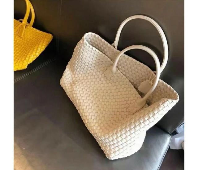 ショルダーバック メッシュレザー ハンドバック トートバッグ 大容量 肩がけ 手持ち フラットポーチ付き 内側紐付き スクエア型 四角 編み込み レザー きれいめ シンプル カジュ マイクロファイバー_7