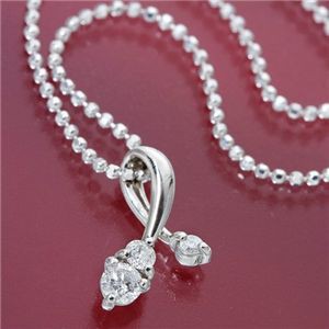 プラチナPt チェリーダイヤモンドペンダント/ネックレス〔代引不可〕の通販は 68,450円