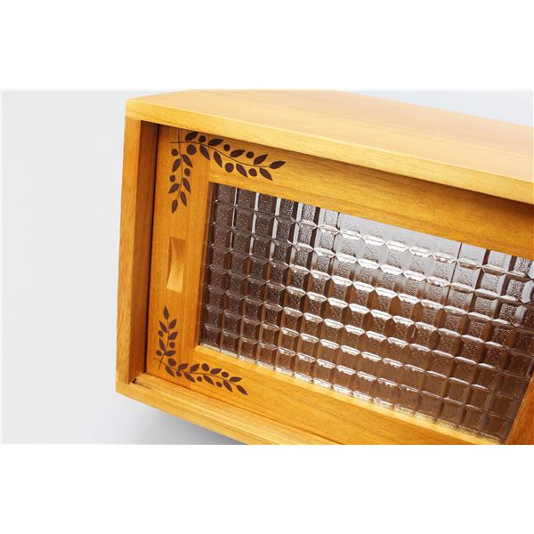 カウンター上収納 調味料入れ 幅90cm リーフ柄 ライトブラウン 上置き 引き戸 収納棚 両面開閉 木製 キッチン 台所 完成品〔代引不可〕の通販は カウンター上収納 調味料入れ 幅90cm リーフ柄 ライトブラウン 上置き 引き戸 収納棚 両面開閉 木製 キッチン 台所 完成品〔代引不可〕の通販は