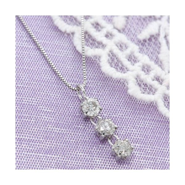 ホワイトゴールド 0.3ctダイヤ3ストーンペンダント/ネックレス〔代引不可〕の通販は