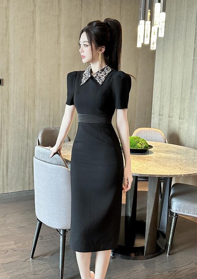 2025 タイトワンピース 姫系ワンピースシンプルワンピース インポート ひざ丈 ミドル丈 エレガント韓国ファッション シンプル Vネック パーティドレス セクシー ミニワンピース OL 半袖お嬢様 2025 タイトワンピース 姫系ワンピースシンプルワンピース インポート