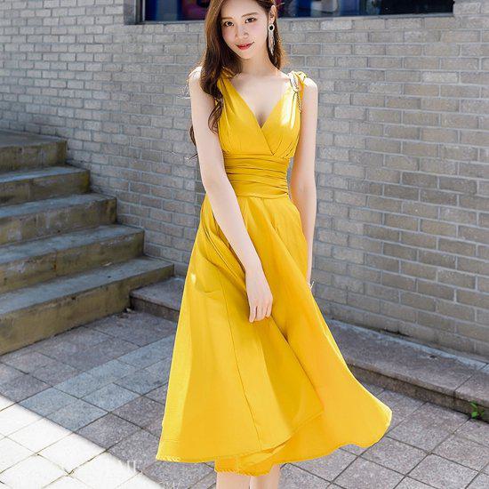 リゾートワンピース 夏 Vネック ワンピース フレアワンピース ロング 膝丈 マキシワンピース リゾート ノースリーブ 夏ワンピ お洒落 かわいい 綺麗め 大人女子 大人可愛い フェミニン シンプル