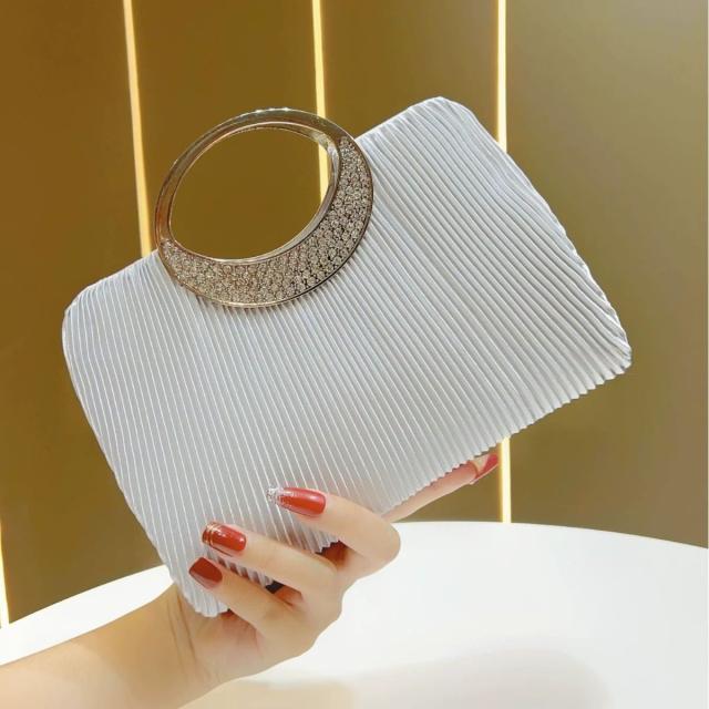 フォーマルバッグ