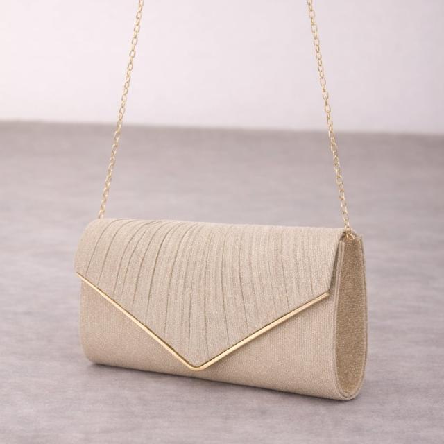 クラッチバッグ