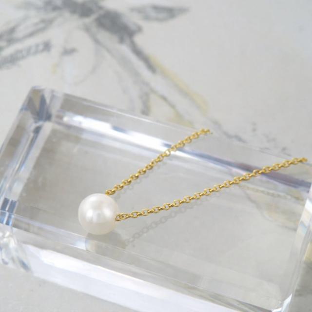 ショートネックレス