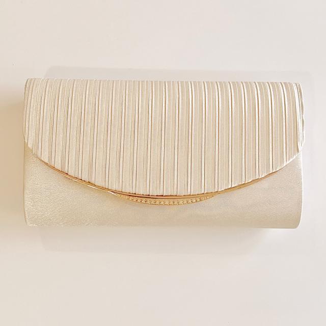 ショルダーバッグ