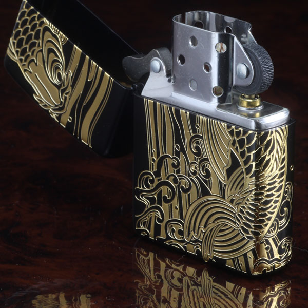 zippo(ジッポーライター)アーマー ブラックマット 昇鯉（G）ブラック×ゴールド 画像5