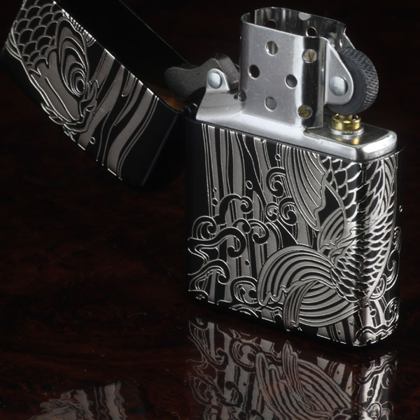 zippo(ジッポーライター)アーマー ブラックマット 昇鯉（S）ブラック×シルバー 画像5