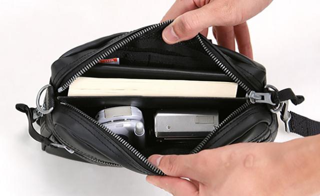 ニューライナー,ポーチ,文庫本収納サイズ