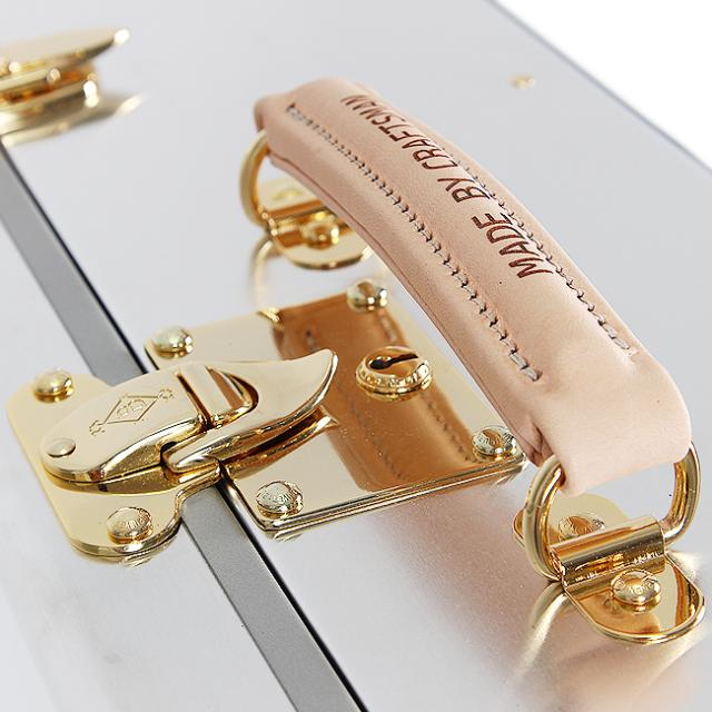 取っ手「ヌメ革」