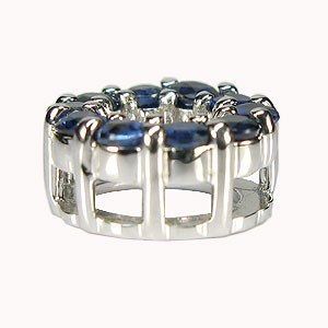 彼女の胸元に輝く、永遠の愛の証…【エタニティペンダント】9月誕生石 サファイア フル エタニティ ペンダント K10【K18 変更可能】/送料無料　girlish