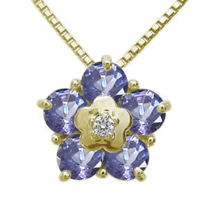 フラワーモチーフ　ネックレス