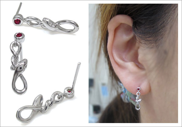 ハート 蛇 ピアス