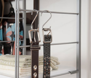 サイド部分にも収納可能