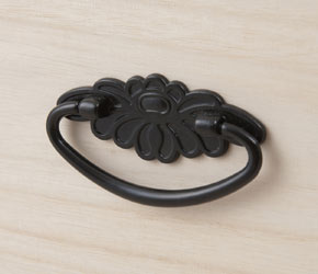 引き出しやすい取っ手付き