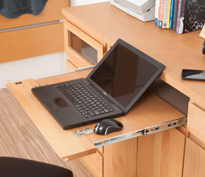 前板はフラットに