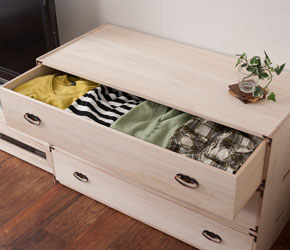 奥行たっぷりの引出し