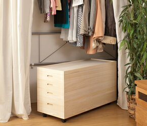 桐衣装箱　2段・4段（キャスター付き） クローゼットや押入れの中の収納に最適。