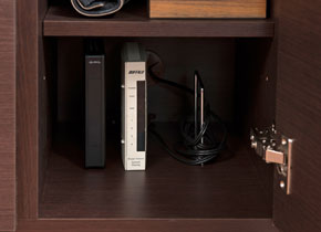 コードを巻いて仕切れる金具