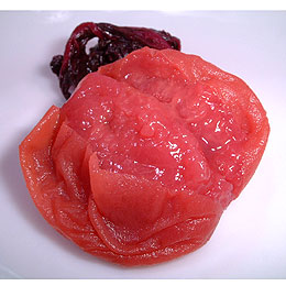 しその香りのすっぱい梅干し