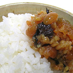 梅金山寺みそは、あたたかいご飯や、おかゆと一緒に食べると美味しい!