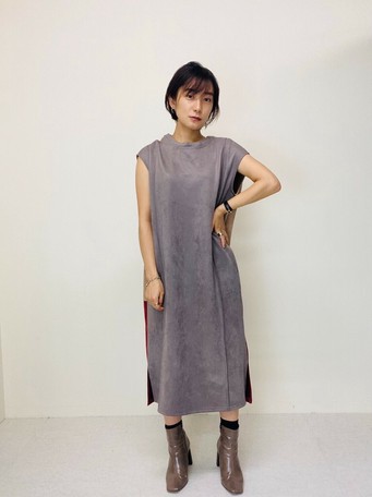 超美品の レディースアパレル レディースファッション 通販 バックチェーンノースリワンピース バックチェーンノースリワンピース ワンピース ドレス 超人気モデル