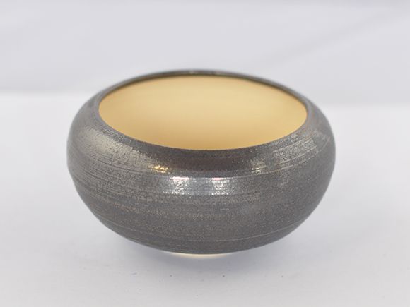 黒丸和鉢 金彩 宗蔵