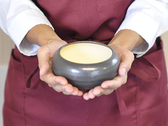 黒丸和鉢 金彩 宗蔵