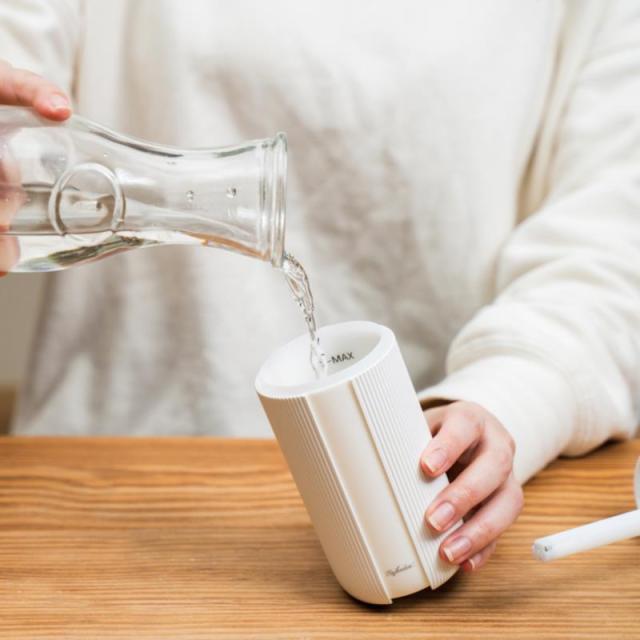 販促、ノベルティ,記念品は:充電式ポータブル加湿器 GF-HF001