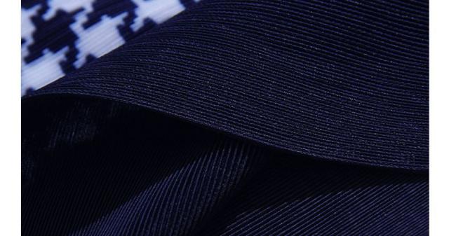 全国宅配無料 プリント柄 お出かけ Aライン フェミニン ナチュラルコーデ 千鳥格子 ガーリー Vネック 休日 食事会 女子旅 ワンピース 7分袖 超目玉 Www Flixel Org