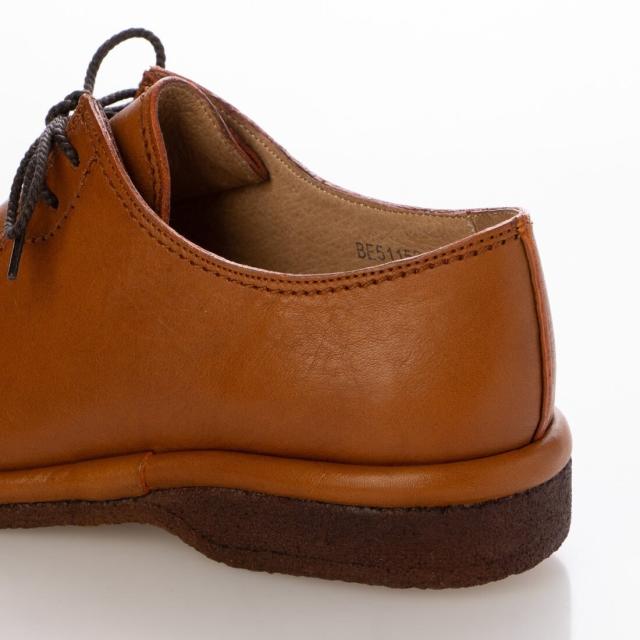 サヤ（SAYA）/23秋冬プラット製法本革チロリアンシューズの通販はau