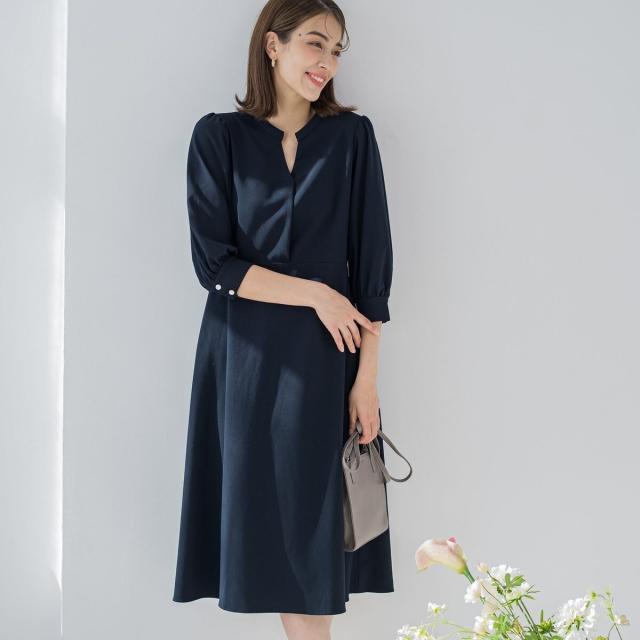 新品、未使用のケティのワンピースです❤️ ケティ（ketty）/美シルエット比翼Vネックワンピース ≪洗濯機で洗える