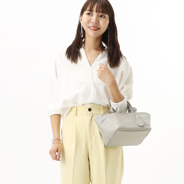 アンナマリー（ANNA MARIE）/フナゾコ型2WAYハンドバッグの通販はau